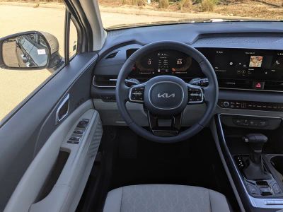 2026 Kia Carnival — photo 28 view
