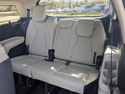 2026 Kia Carnival — photo 17 view