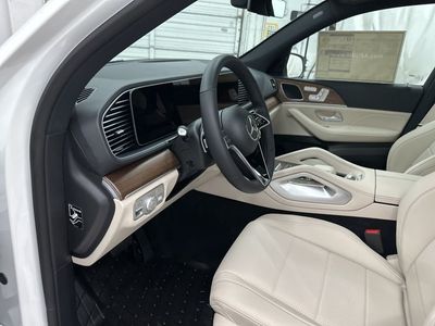 2026 Mercedes-Benz GLE - Photo 9