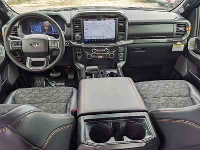 2025 Ford F-150 - Photo 11