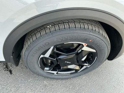 2026 Kia Sportage - Photo 22