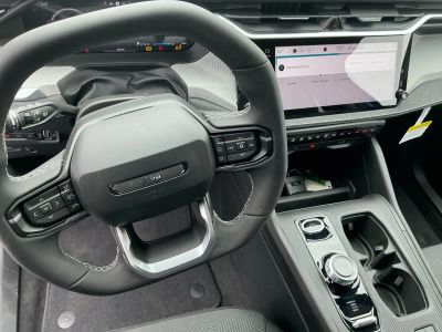 2026 Jeep Cherokee - Photo 15