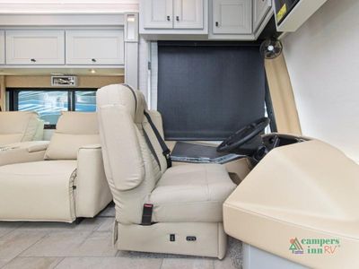 2026 Tiffin Motorhomes Phaeton - Photo 7