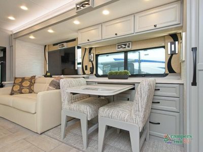 2026 Tiffin Motorhomes Phaeton - Photo 18