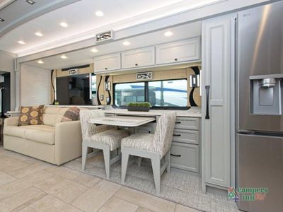 2026 Tiffin Motorhomes Phaeton - Photo 12