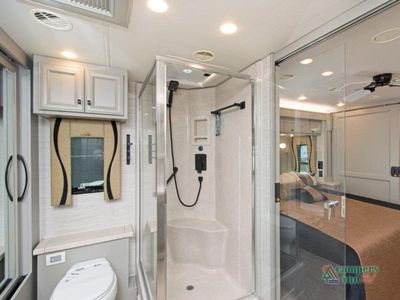 2026 Tiffin Motorhomes Phaeton - Photo 31