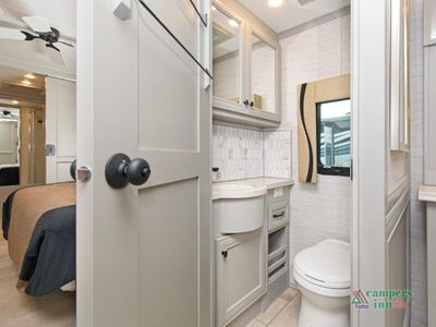 2026 Tiffin Motorhomes Phaeton - Photo 23
