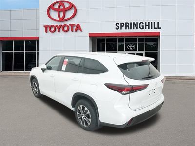 2026 Toyota Highlander Hybrid - Photo 5