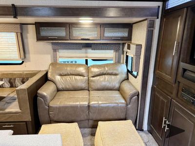 2017 Cruiser Fun Finder - Photo 14