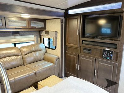2017 Cruiser Fun Finder - Photo 13