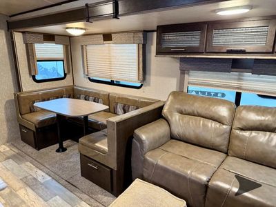 2017 Cruiser Fun Finder - Photo 17
