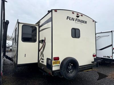 2017 Cruiser Fun Finder - Photo 8