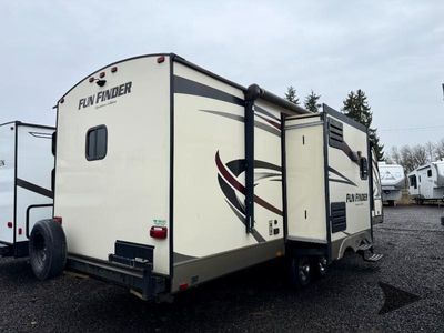 2017 Cruiser Fun Finder - Photo 6
