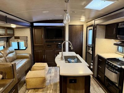 2017 Cruiser Fun Finder - Photo 10