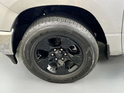 2024 Ram 1500 — photo 11 view