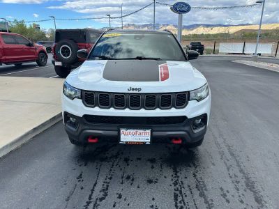 2025 Jeep Compass — side profile view