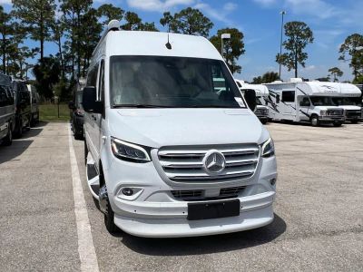 2026 Midwest Automotive Designs HERITAGE — front three-quarter view