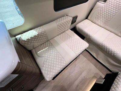 2026 Midwest Automotive Designs HERITAGE — photo 9 view