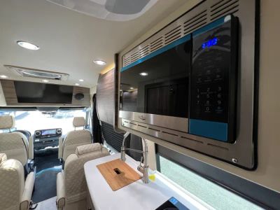 2026 Midwest Automotive Designs HERITAGE — photo 13 view