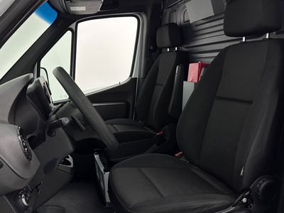2022 Mercedes-Benz Sprinter Cargo Van - Photo 11