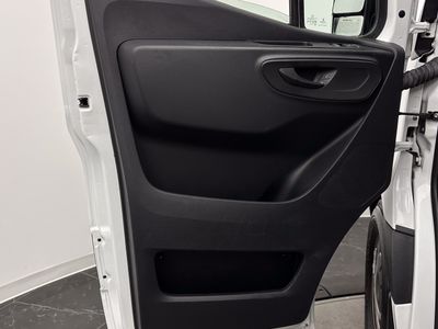 2022 Mercedes-Benz Sprinter Cargo Van - Photo 9