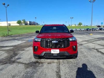 2025 Ford Explorer — side profile view
