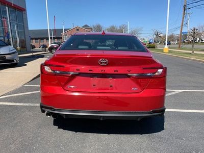 2025 Toyota Camry SE - Photo 5