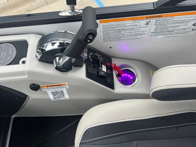 2026 Barletta Cabrio C24Q - Photo 25