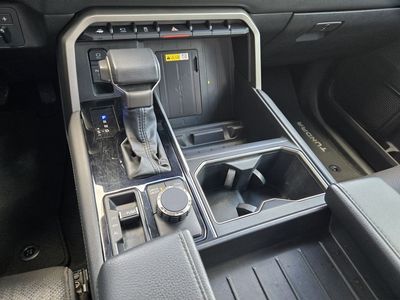 2022 Toyota Tundra - Photo 13