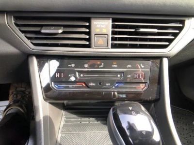 2025 Volkswagen Jetta SE - Photo 19