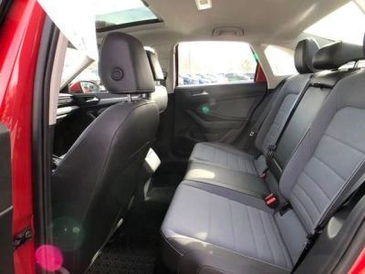 2025 Volkswagen Jetta SE - Photo 23