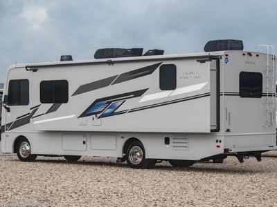 2026 Holiday Rambler Admiral - Photo 2