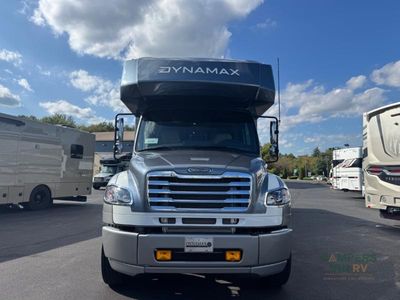 2026 Dynamax DX3 — rear three-quarter view