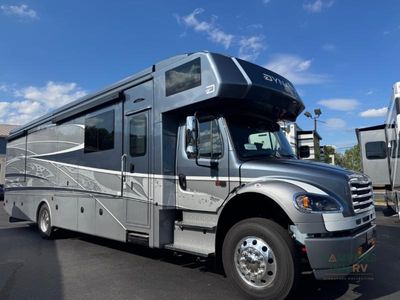 2026 Dynamax DX3 in BYRON BLUE — front three-quarter view