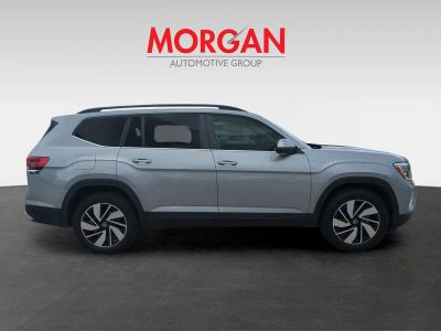 2024 Volkswagen Atlas — interior view
