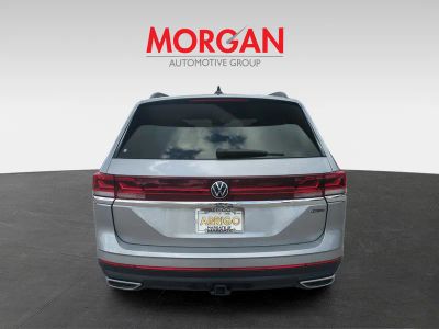 2024 Volkswagen Atlas — engine compartment view
