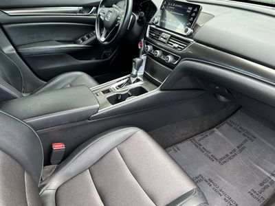2018 Honda Accord - Photo 16