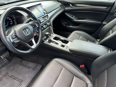 2018 Honda Accord - Photo 11