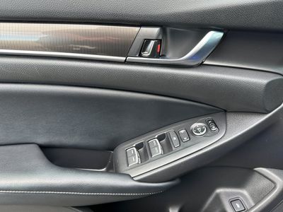 2018 Honda Accord - Photo 12