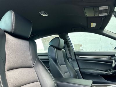 2018 Honda Accord - Photo 17