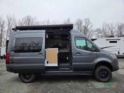 2026 Storyteller Overland Storyteller Overland — photo 11 view