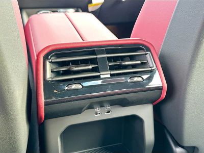 2026 BMW 5 Series — photo 20 view