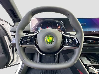 2026 BMW 5 Series — photo 8 view