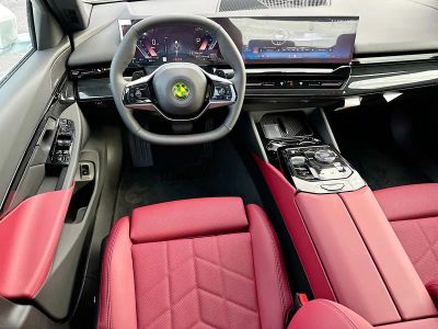 2026 BMW 5 Series — photo 17 view