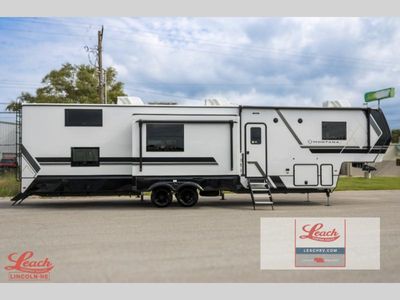 2026 Montana 3915TB - Photo 10