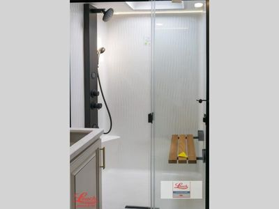 2026 Montana 3915TB - Photo 27