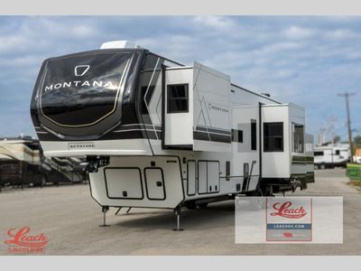 2026 Montana 3915TB - Photo 5