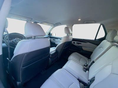 2025 Honda Pilot — photo 24 view