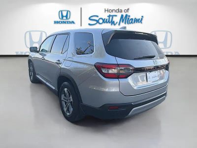 2025 Honda Pilot — detail view