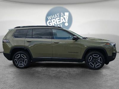 2026 Jeep Cherokee — side profile view